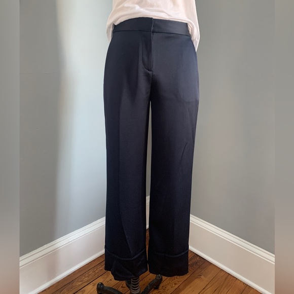 Theory Pants - Theory easy crop pant neo satin navy NWT, size 0 PRICE FIRM